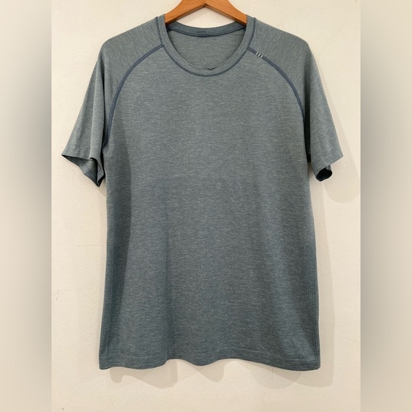 lululemon athletica Other - Lululemon Metal Vent Tech Surge Short
Sleeve XL ~L